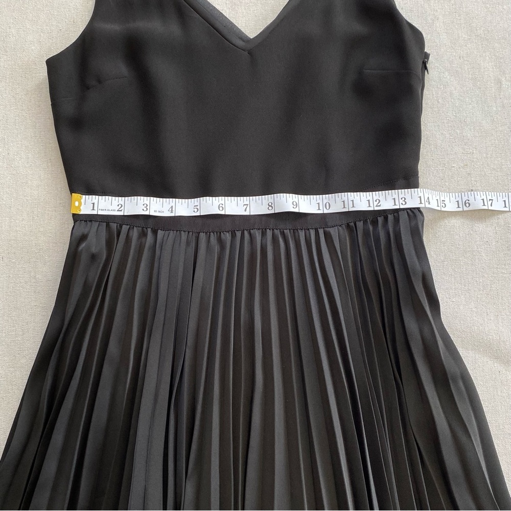 Banana Republic Pleated Fit Flare Sleeveless Dress - Picture 7 of 14